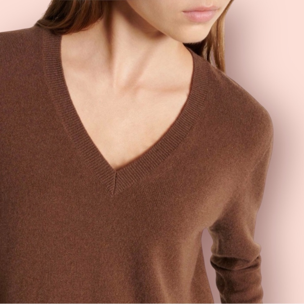 JOSEPH Cashmere V Neck Sweater
